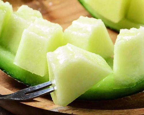 黑铁吃瓜贴特征,网络热议背后的真相与趣味